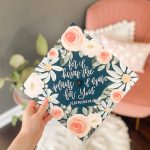 Customizable Floral Grad Cap decoration self-adhesive daisies and rose florals