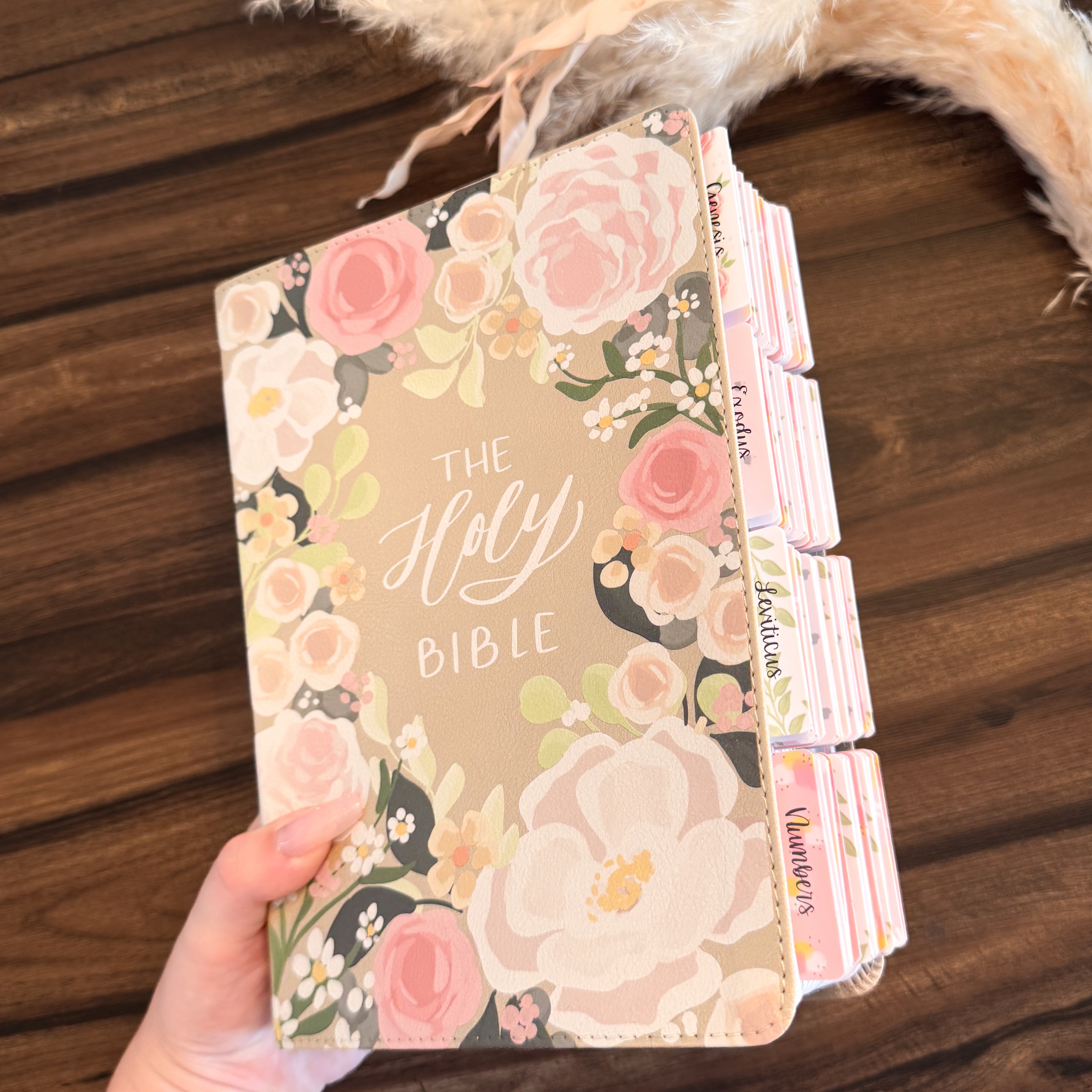 Magnolia Theme “She Reads Truth Bible” with tabs installed